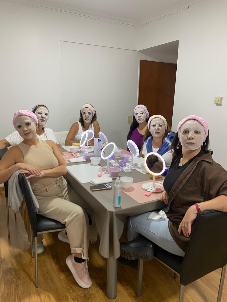 Tarde con amigas - foto 19